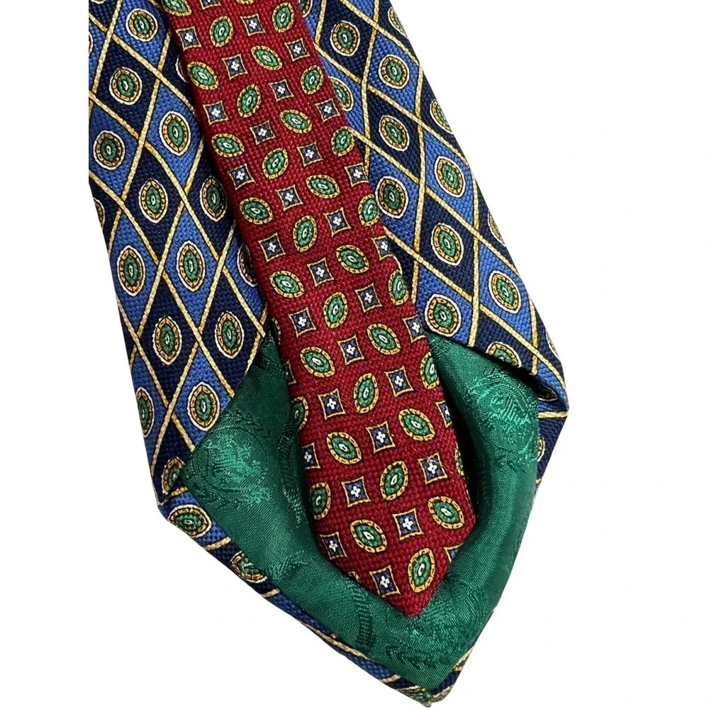 Tommy Hilfiger Silk Tie Mens OS Blue Geometric Diamond Medallion Made in USA A54